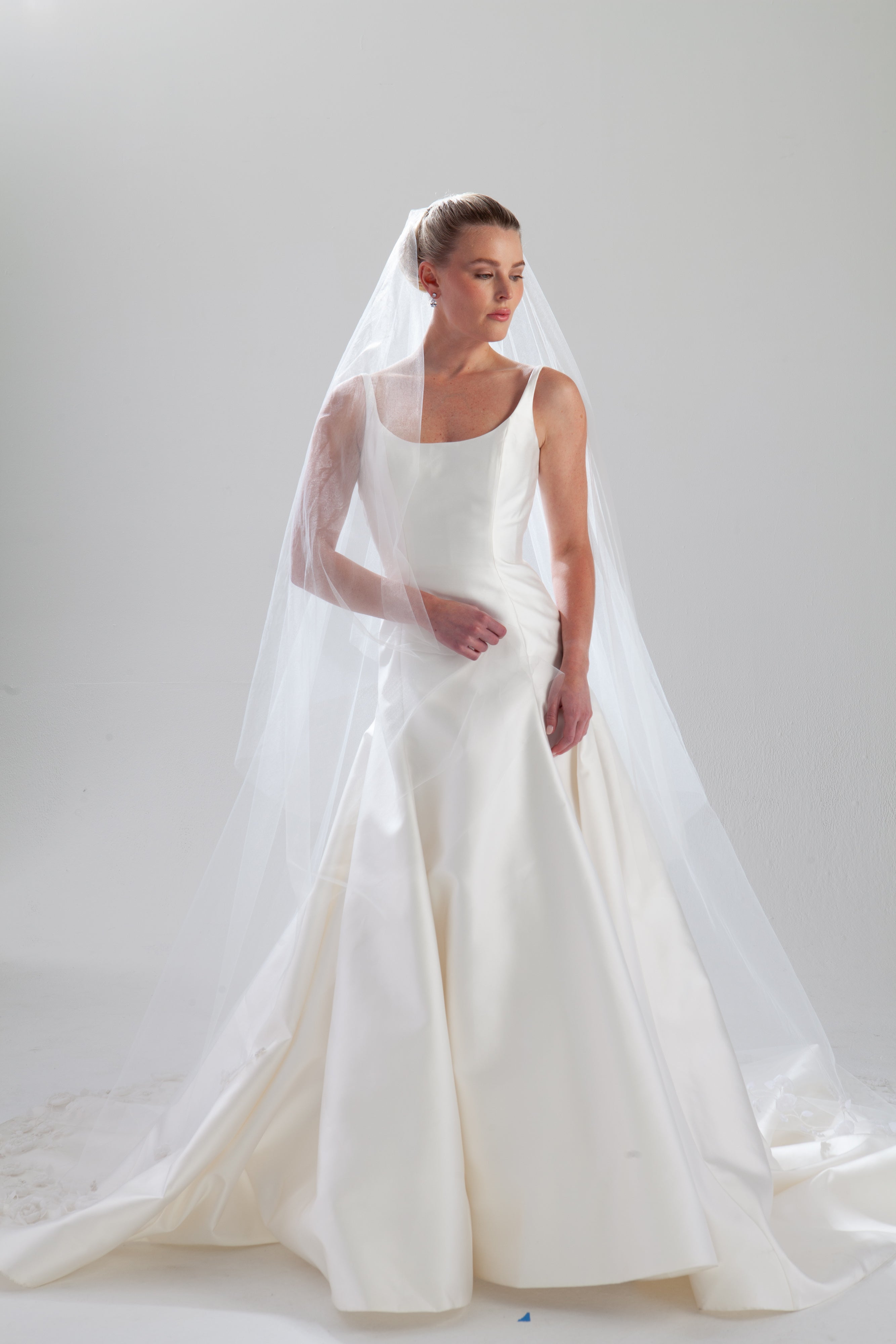 Climbing Camellia and Lily of the Valley Veil