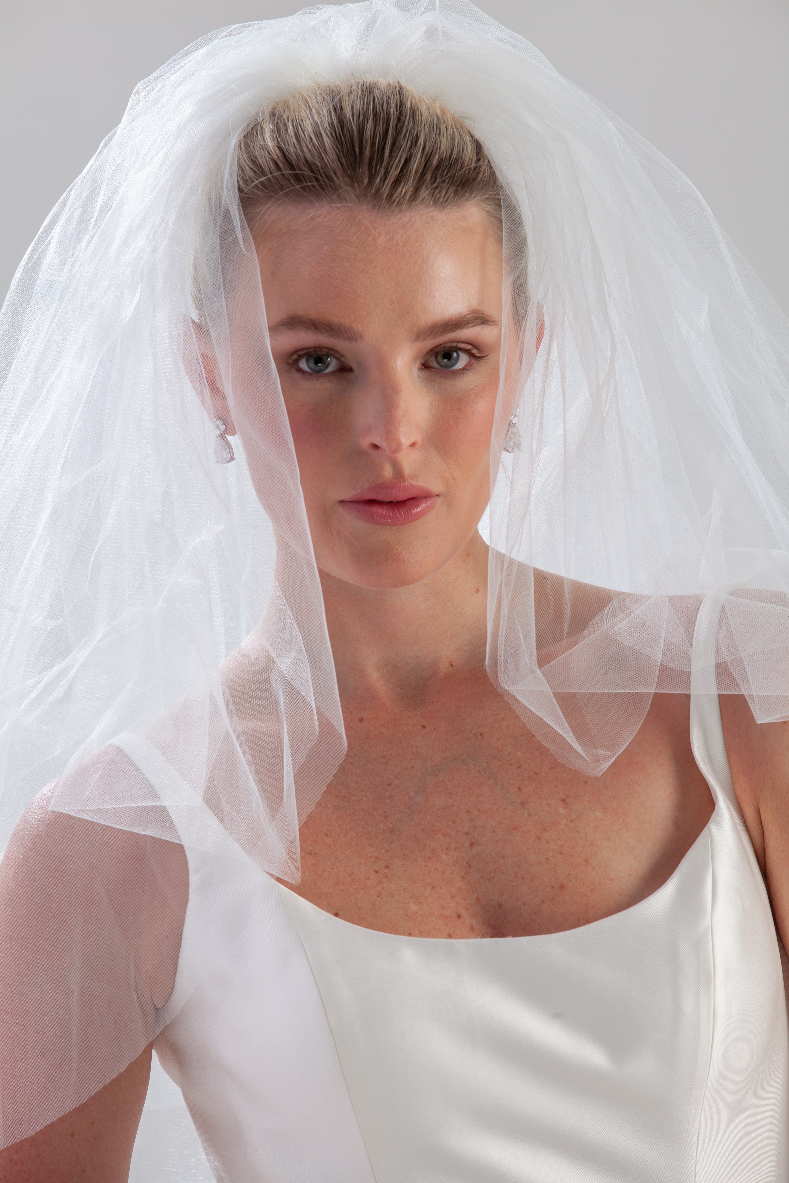 Short Bouffant Veil