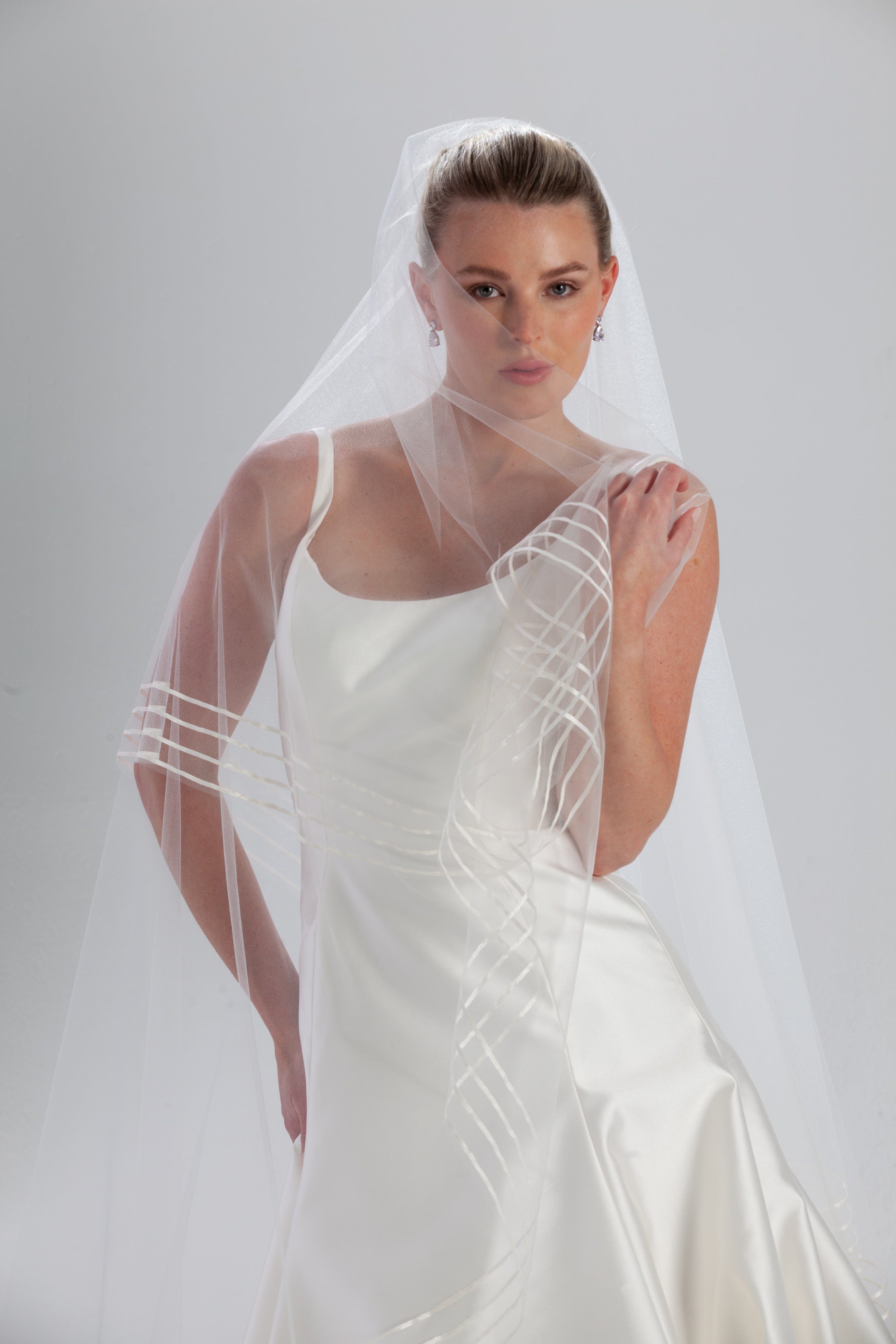 Four Tier Ribbon Veil
